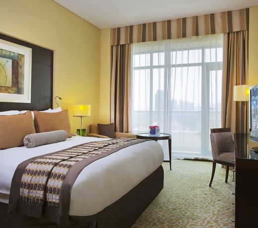 TIME Oak Hotel & Suites