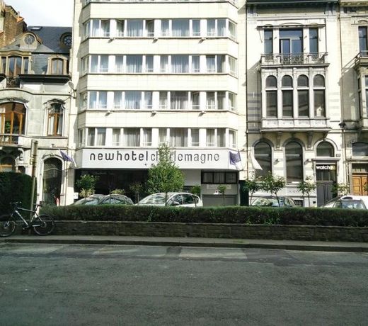 New Hotel Charlemagne