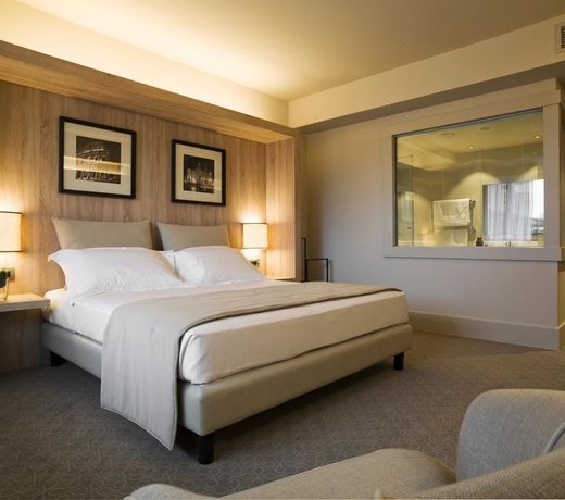 A.Roma Lifestyle Hotel