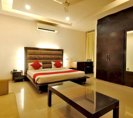 Zo Rooms CR Park