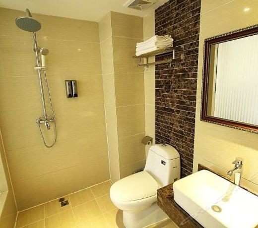 Yizhou Holiday Hotel