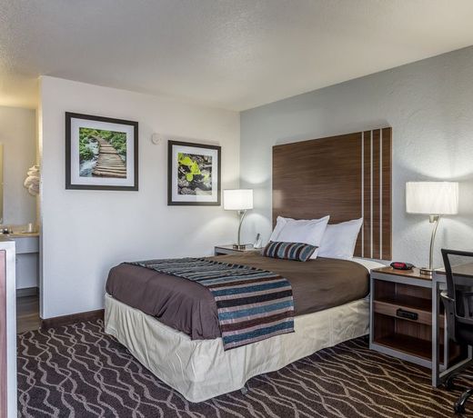 CONTINENTAL INN