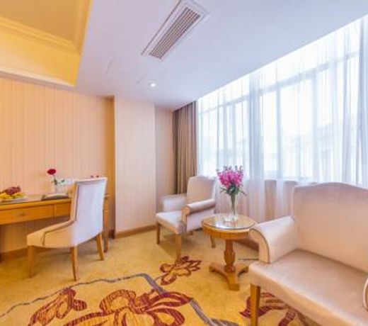 Vienna International Hotel Lijiang Yuxue Avenue