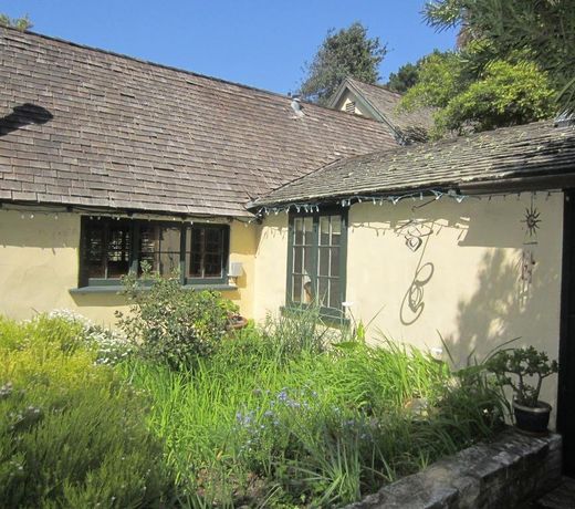 Edgemere Cottages