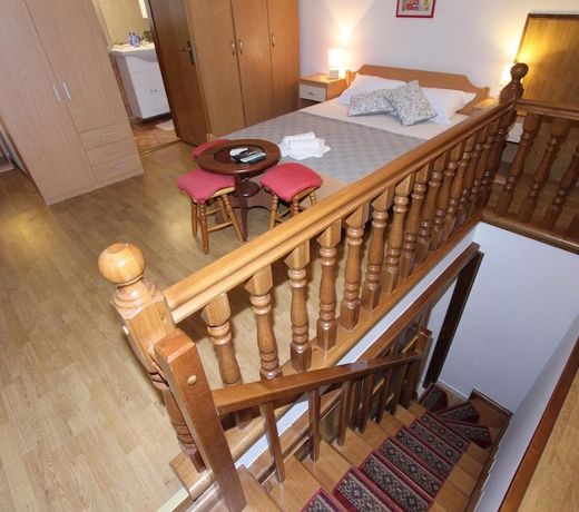 Guest House Mafi
