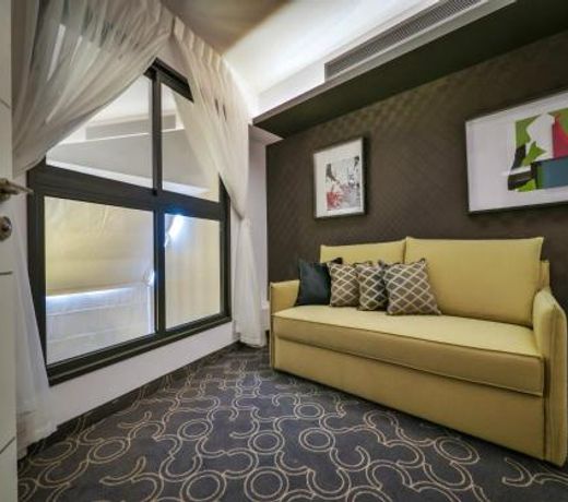 21st Floor Hotel