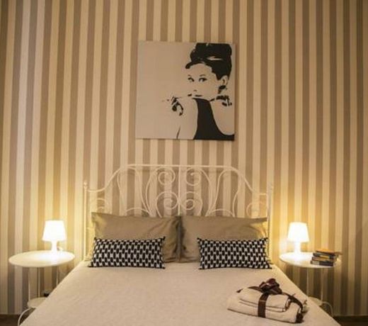Piazza Roma Rooms