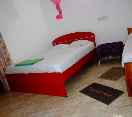 Lal Home Stay