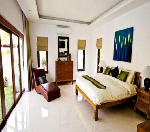 Three Bedroom Villa- 3 mins walk to beach-SDV033