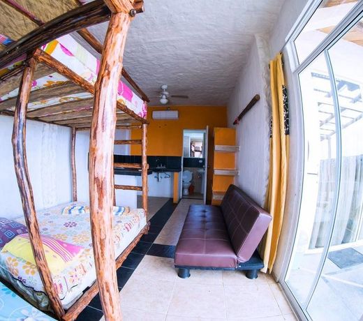 Kiwi Hostel Montanita