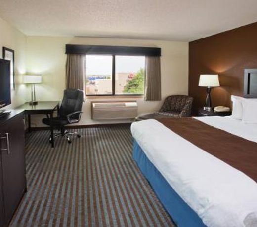 AmericInn by Wyndham Lincoln North