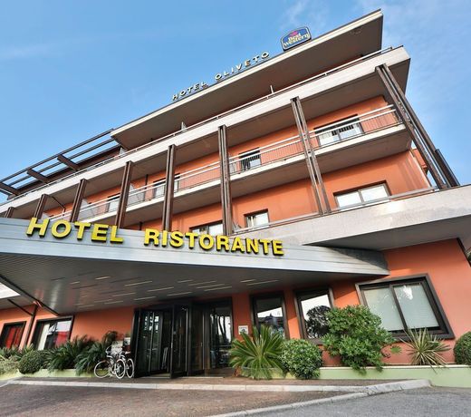Hotel Oliveto