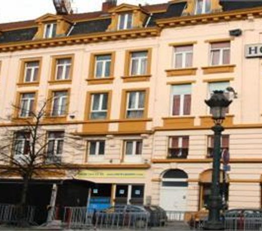 Hotel Barry