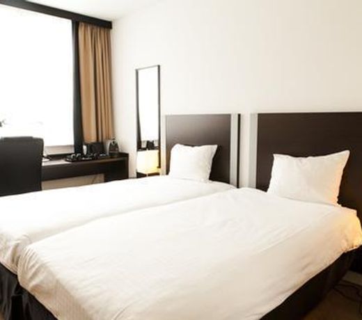 Progress Hotel