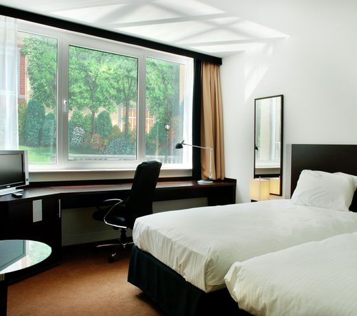 Progress Hotel