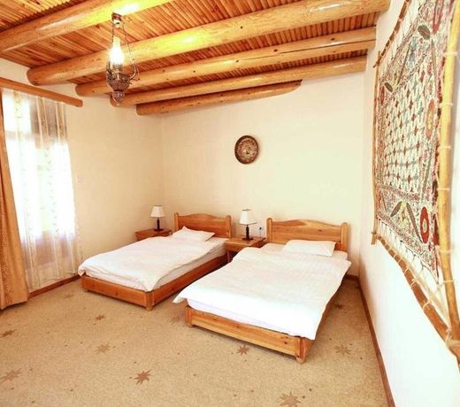 Lyabi House Hotel