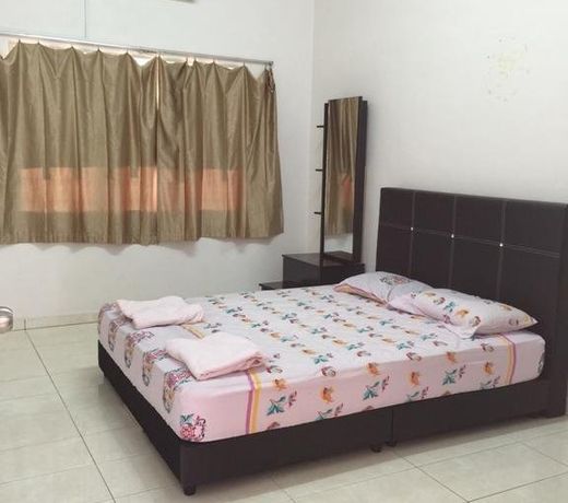 Taman Indah Happiness Home Stay