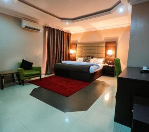GolfView Suites & Conference Center
