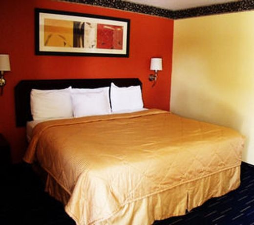 Country Inn Sterling