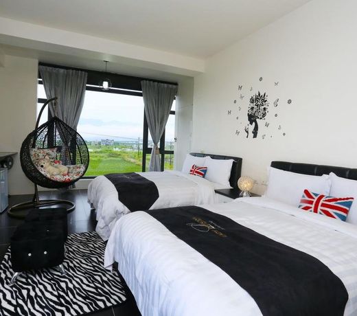 Flower B & B