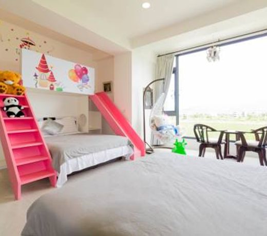 Flower B & B