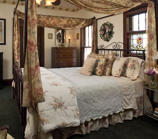 Cliff Cottage Inn - Victorian B&B and Boutique Hotel