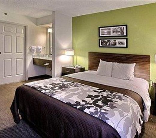 Sleep Inn & Suites Columbus State University Area
