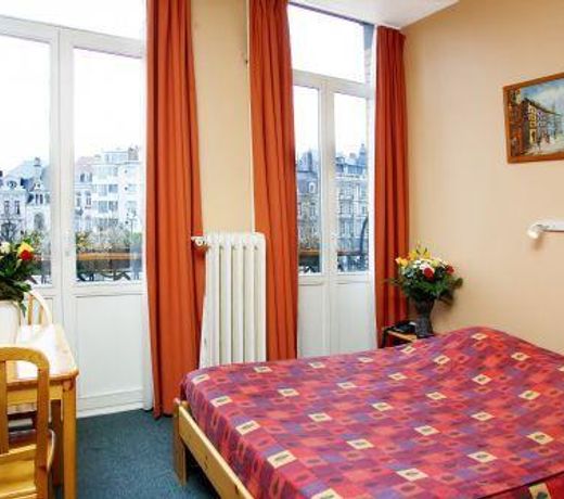 Hotel Derby MERODE