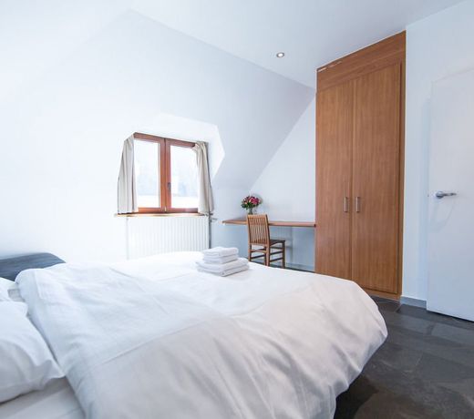 Azimut Flathotel Aparthotel