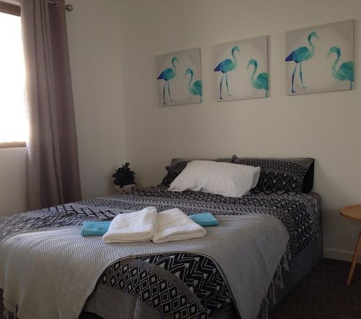 Breaksea Apartment