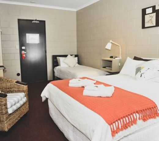Childers Oasis Motel