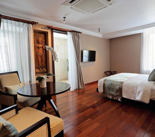 Arunreas Hotel