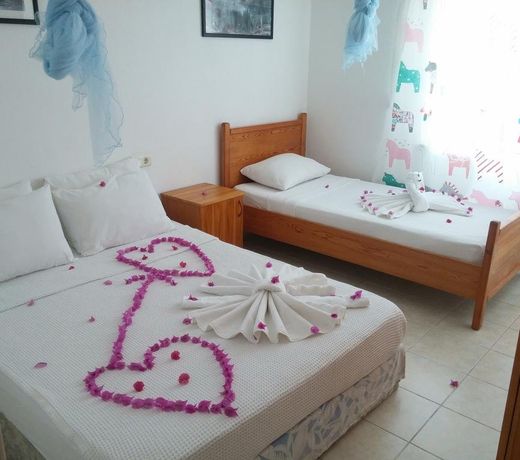 Turtle Beach Bungalows