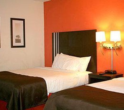 AmericInn by Wyndham Carlton