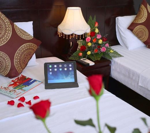 Azura Hotel