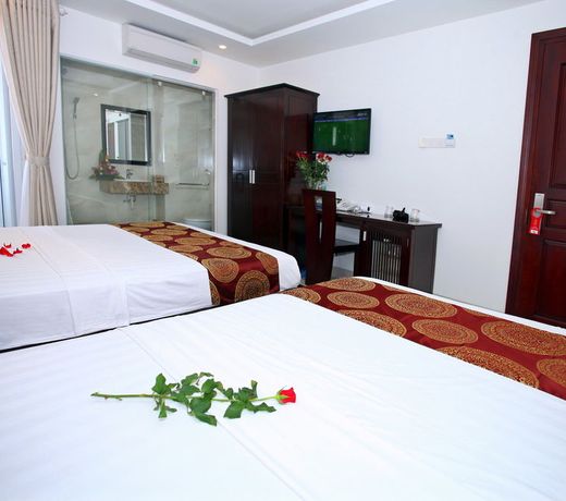 Azura Hotel