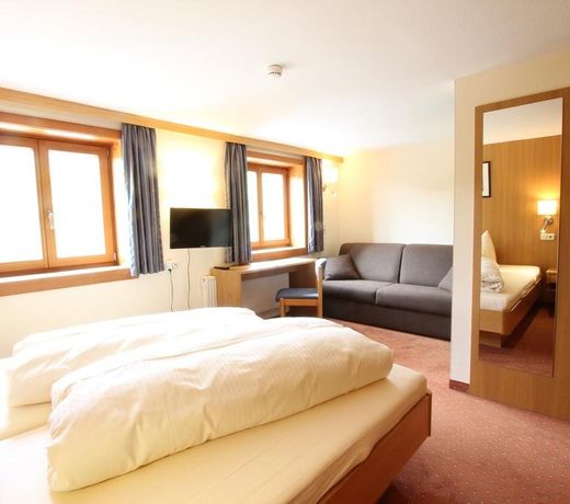 Hotel Adler