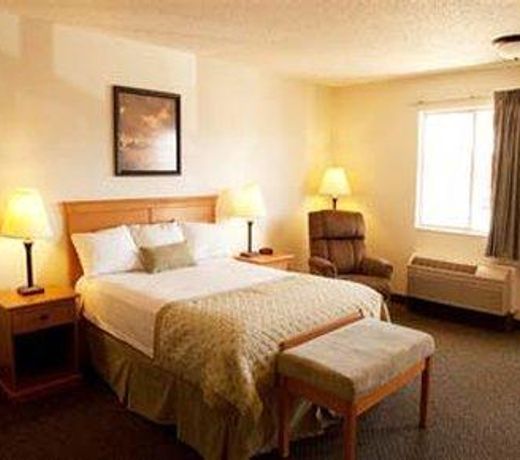 Super 8 by Wyndham Salina/Scenic Hills Area