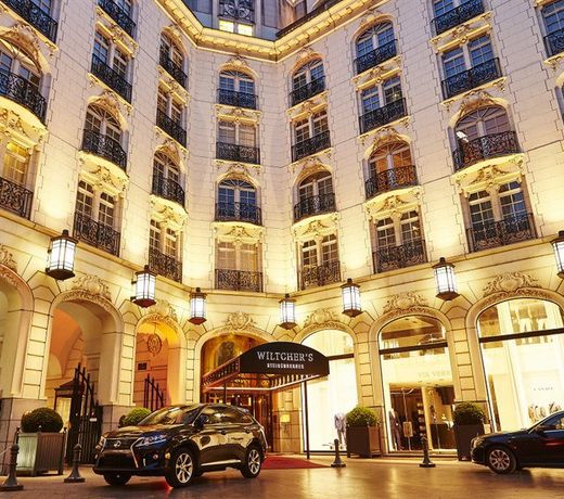 NearBy Hotel