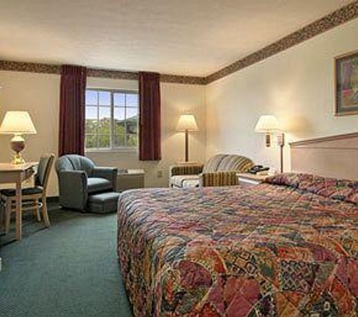Clarion Pointe Indianapolis Airport