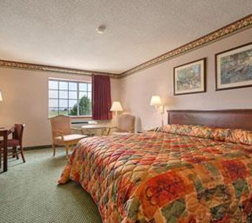 Super 8 by Wyndham Winfield/Quail Ridge Area