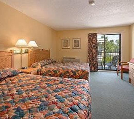 SUPER 8 PENTICTON BC