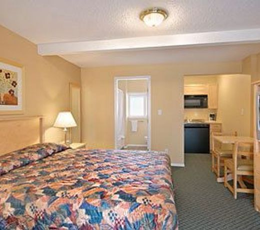 SUPER 8 PENTICTON BC