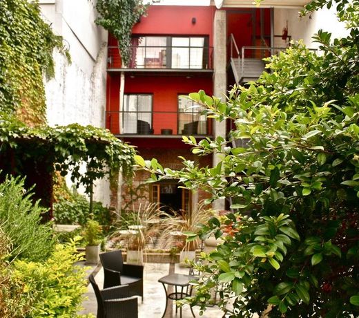 Mariposita de San Telmo Tango Hotel