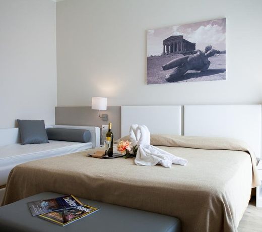 Hotel Costazzurra Museum & Spa