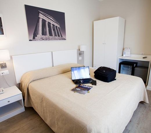 Hotel Costazzurra Museum & Spa