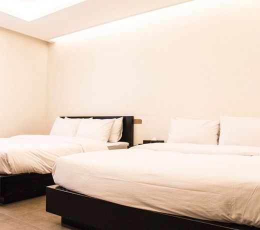 Ruby Tourist Hotel Wolmido