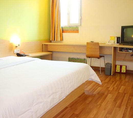 7Days Inn Wuchang Railway Station