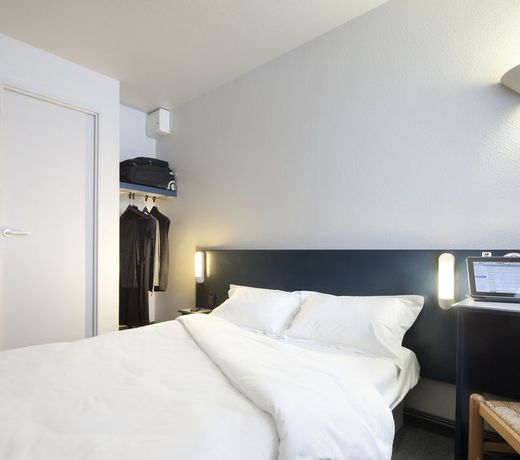 B&B HOTEL FREJUS Puget-sur-Argens