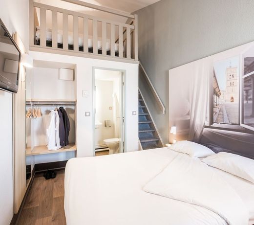 B&B HOTEL FREJUS Puget-sur-Argens